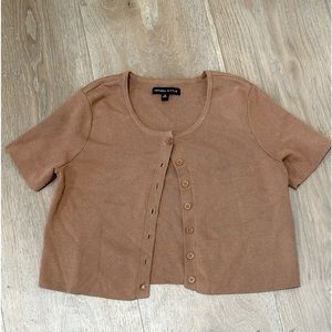 Kendall & Kylie Brown Button-Up Crop (S)